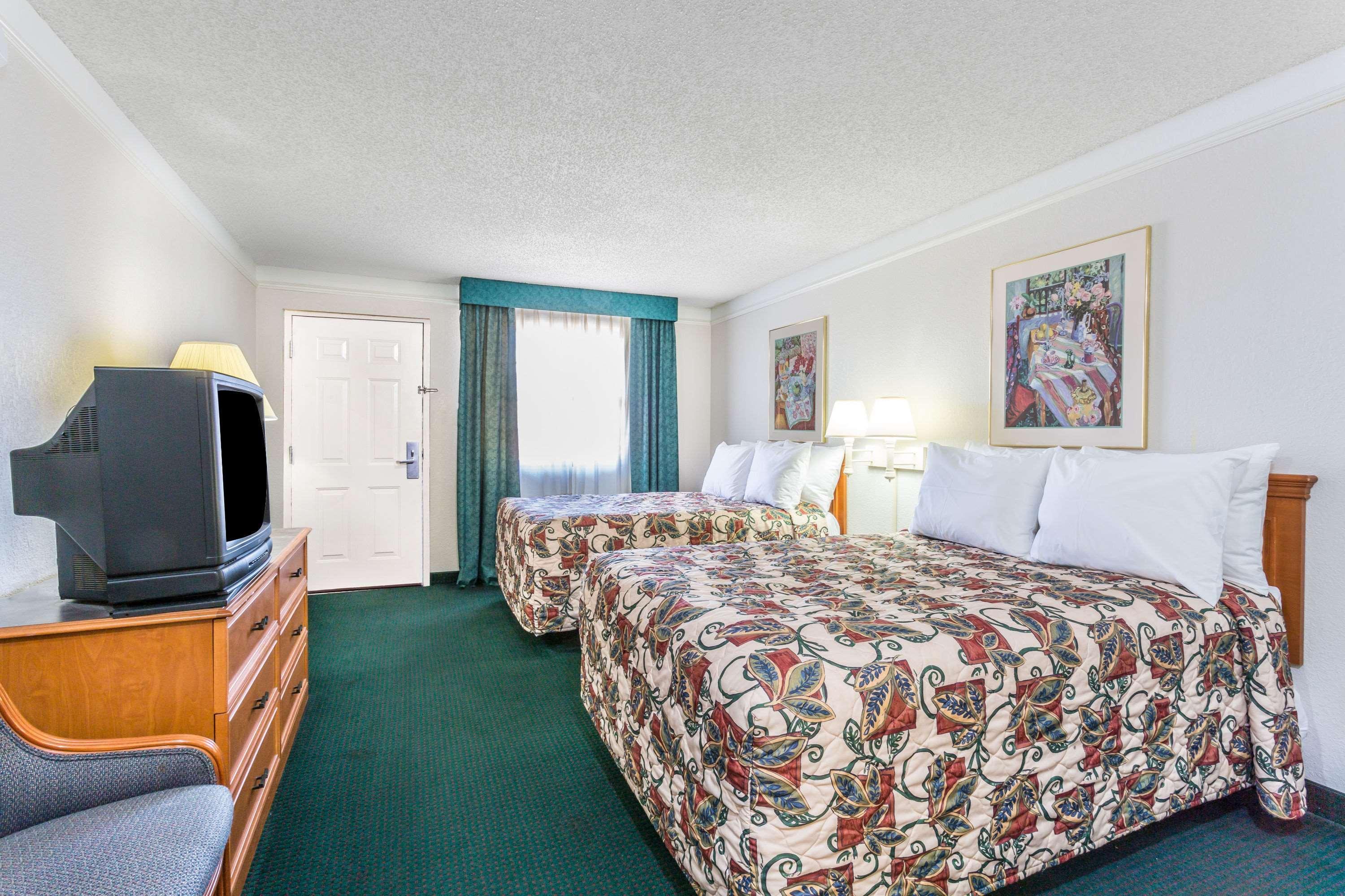 Econo Lodge Richmond-North Chesterfield Exteriér fotografie